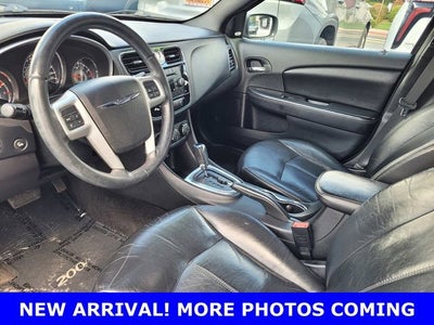 2013 Chrysler 200 Limited