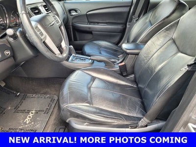 2013 Chrysler 200 Limited