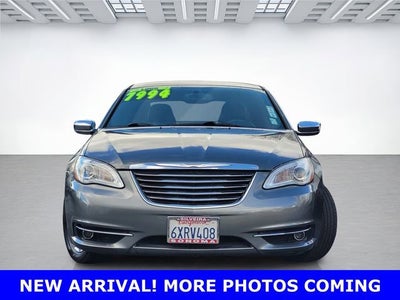 2013 Chrysler 200 Limited