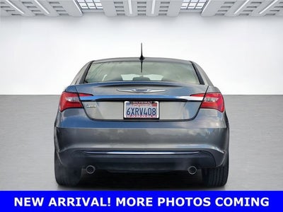 2013 Chrysler 200 Limited