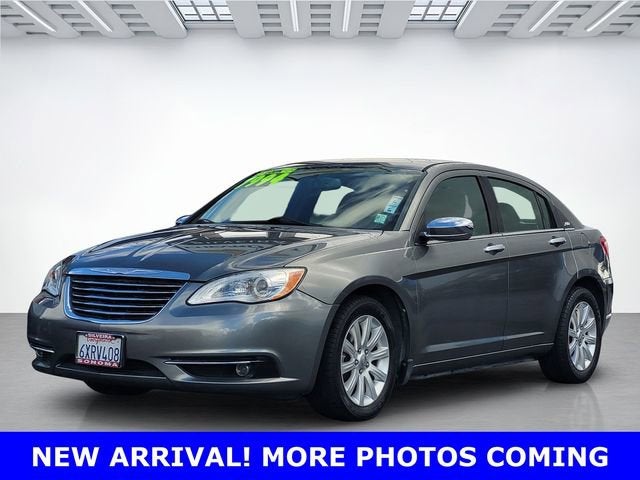 2013 Chrysler 200 Limited