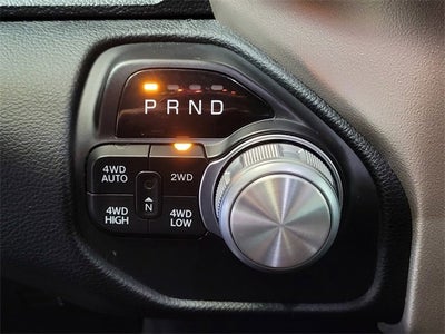 2019 RAM 1500 Laramie Crew Cab 4x4 5'7" Box