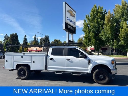 2022 Ford F-350 Chassis XL