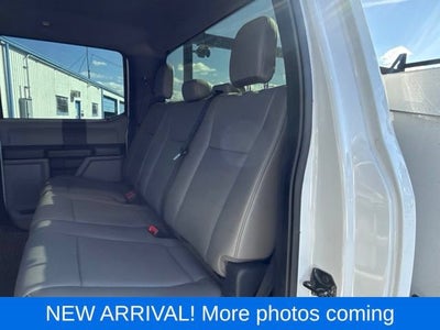 2022 Ford F-350 Chassis XL