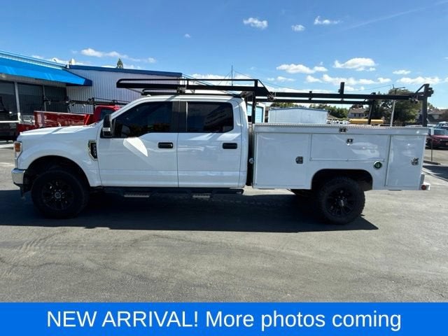 2022 Ford F-350 Chassis XL