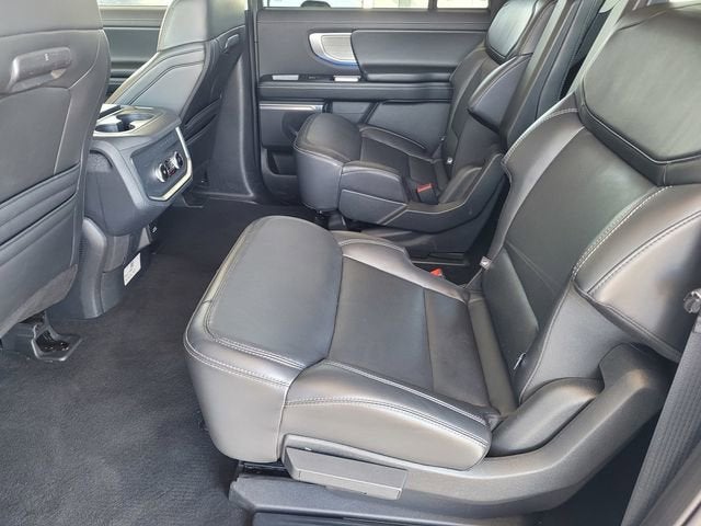 2025 Ford Expedition Platinum MAX