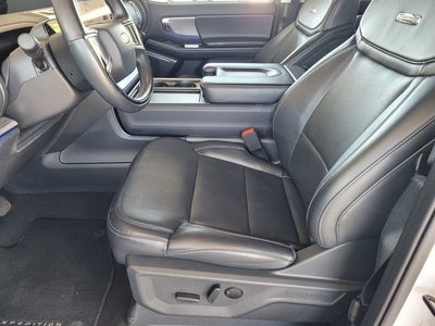 2025 Ford Expedition Platinum MAX