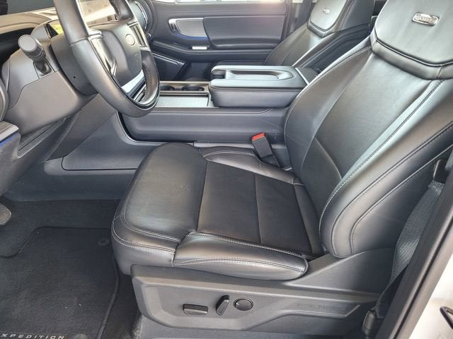 2025 Ford Expedition Platinum MAX