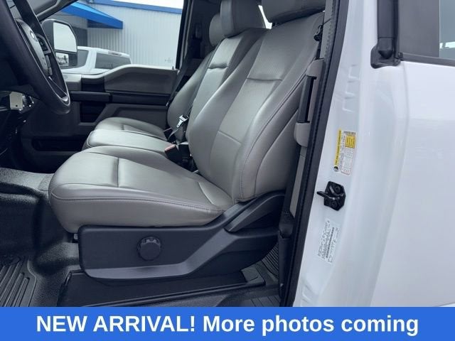 2022 Ford Super Duty F-350 SRW XL