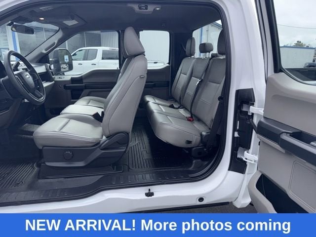 2022 Ford Super Duty F-350 SRW XL