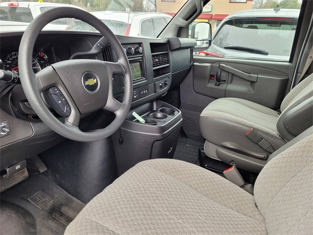 2017 Chevrolet Express Passenger 3500 LT