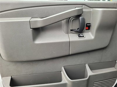 2017 Chevrolet Express Passenger 3500 LT