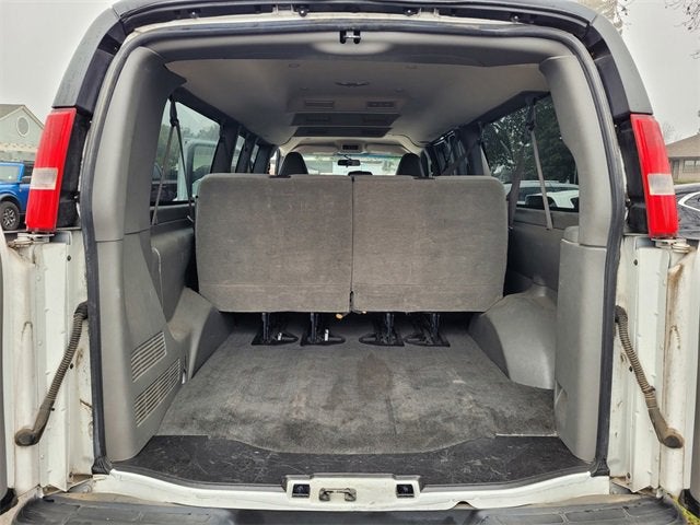 2017 Chevrolet Express Passenger 3500 LT