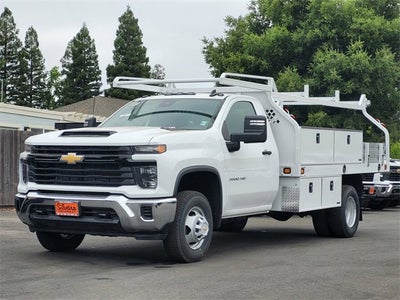 2025 Chevrolet Silverado 3500 HD Chassis Cab Work Truck