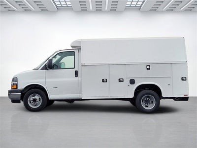 2024 Chevrolet Express Cutaway 3500 1WT