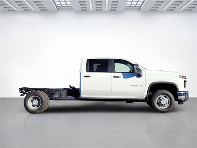 2025 Chevrolet Silverado 3500 HD Chassis Cab Work Truck