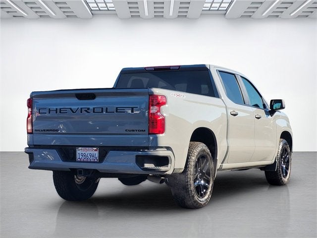 2025 Chevrolet Silverado 1500 Custom