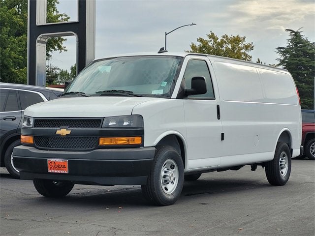 2025 Chevrolet Express Cargo 2500 WT