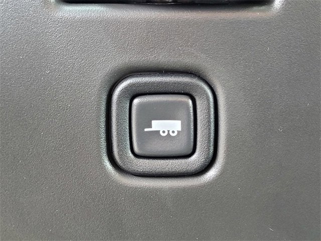 2025 Chevrolet Express Cargo 3500 WT