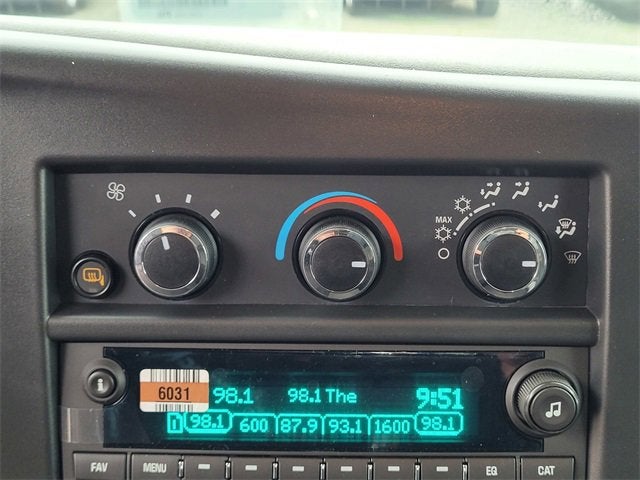 2025 Chevrolet Express Cargo 3500 WT