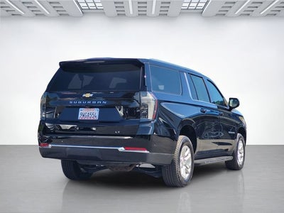 2026 Chevrolet Suburban LT