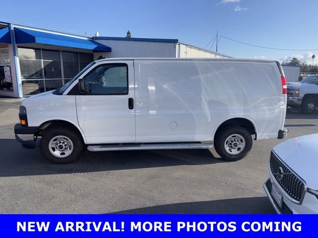 2024 GMC Savana Cargo 2500 Work Van