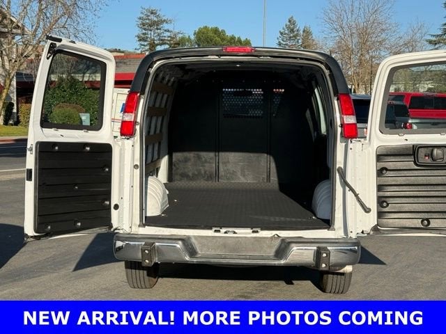 2024 GMC Savana Cargo 2500 Work Van