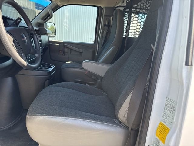 2025 GMC Savana Cargo Work Van