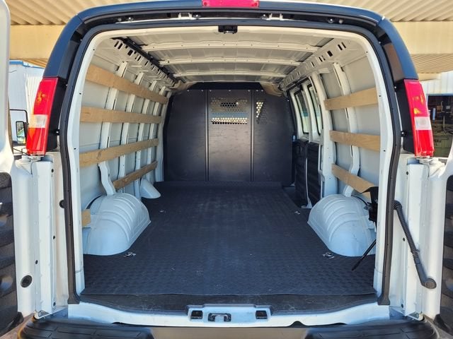 2025 GMC Savana Cargo Work Van