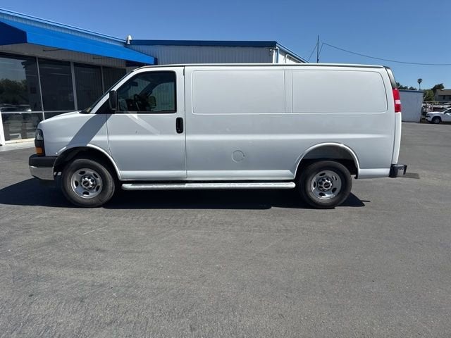 2025 GMC Savana Cargo Work Van