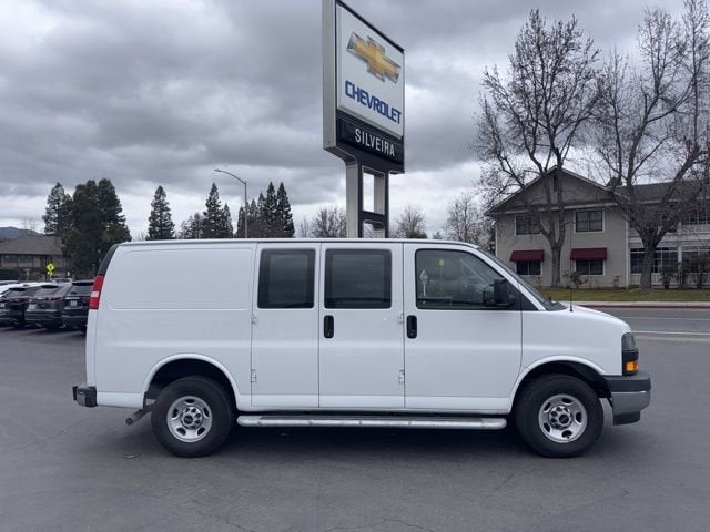 2024 GMC Savana Cargo 2500 Work Van