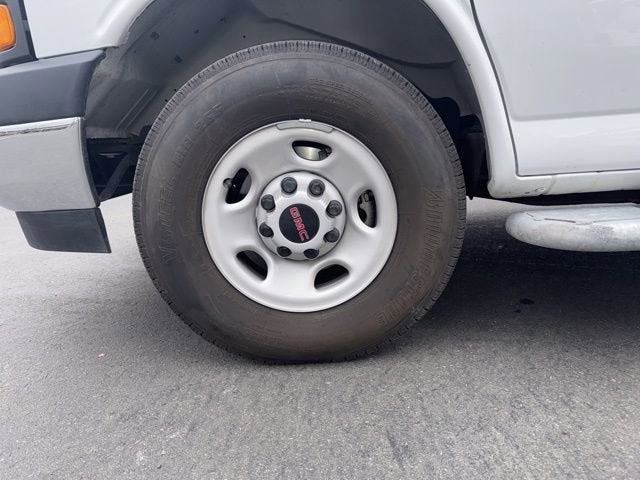 2024 GMC Savana Cargo 2500 Work Van