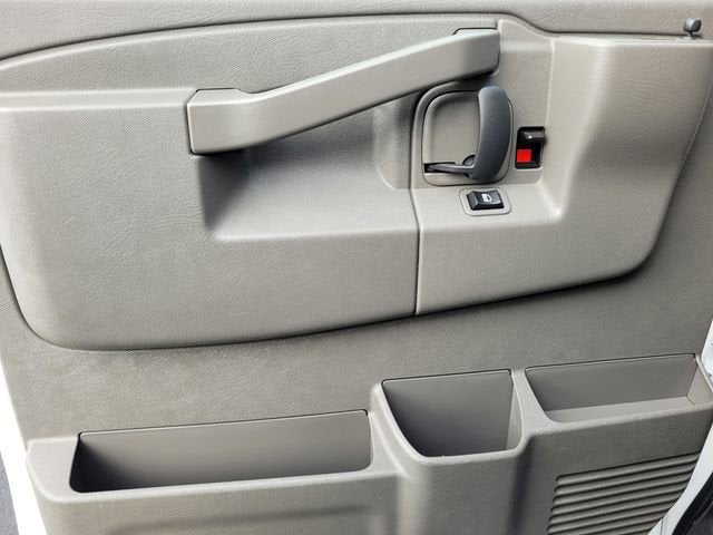 2024 GMC Savana Cargo 2500 Work Van