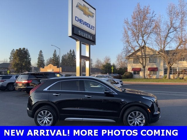 2023 Cadillac XT4 Premium Luxury