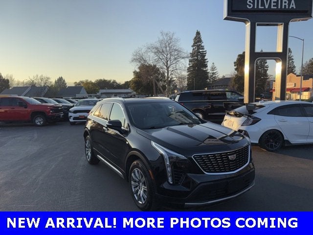 2023 Cadillac XT4 Premium Luxury