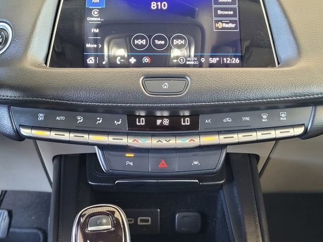 2023 Cadillac XT4 Premium Luxury