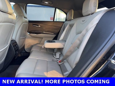 2023 Cadillac XT4 Premium Luxury