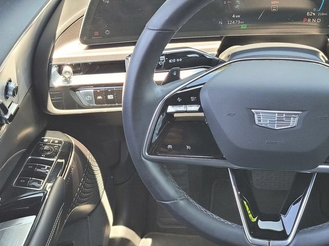 2024 Cadillac LYRIQ Tech