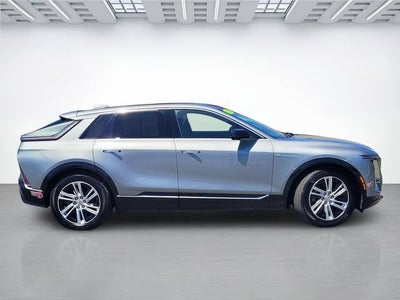 2024 Cadillac LYRIQ Tech