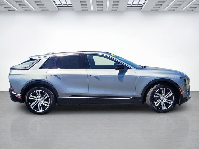2024 Cadillac LYRIQ Tech