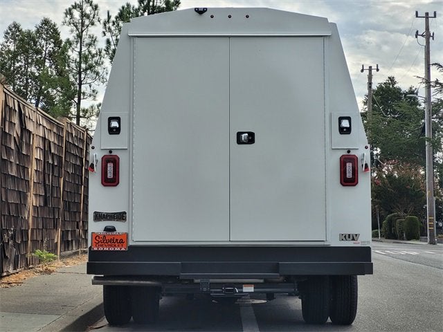 2024 Chevrolet Express Cutaway 3500 1WT