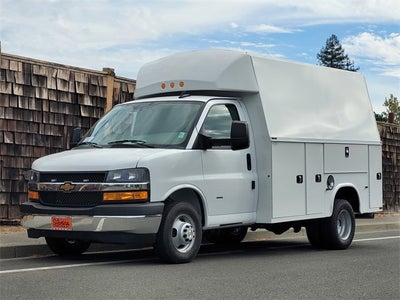 2024 Chevrolet Express Cutaway 3500 1WT