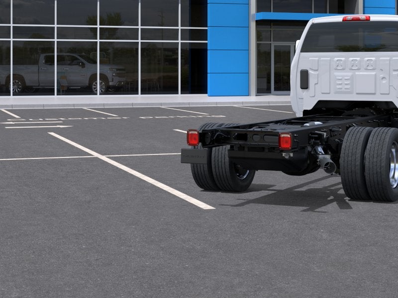 2026 Chevrolet Silverado 6500 HD Work Truck