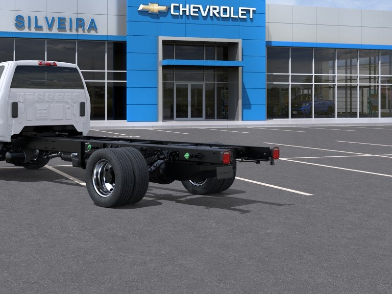 2026 Chevrolet Silverado 6500 HD Work Truck