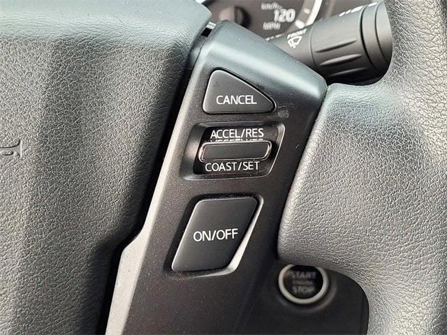 2024 Nissan Frontier Crew Cab SV 4x4