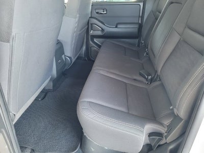 2024 Nissan Frontier Crew Cab SV 4x4
