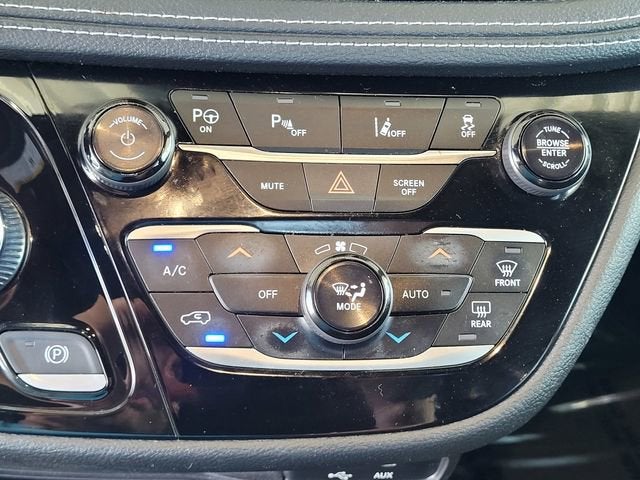 2019 Chrysler Pacifica Hybrid Limited