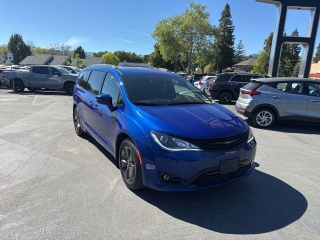 2019 Chrysler Pacifica Hybrid Limited