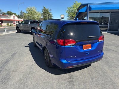 2019 Chrysler Pacifica Hybrid Limited