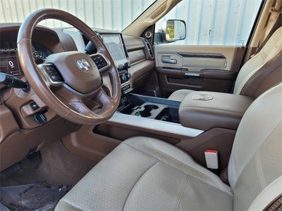 2019 RAM 2500 Laramie Crew Cab 4x4 6'4" Box